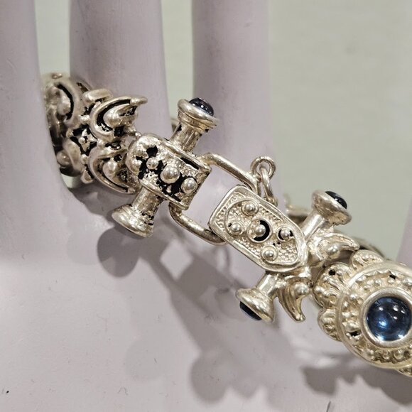 Vachi Sterling Silver Blue Stones Vintage Design Toggle Bracelet Signed - Picture 4 of 16